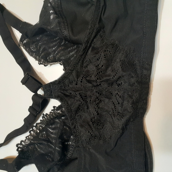 🔥Glamorise Black Lace Racerback Unpadded Wire Bra - Picture 4 of 9